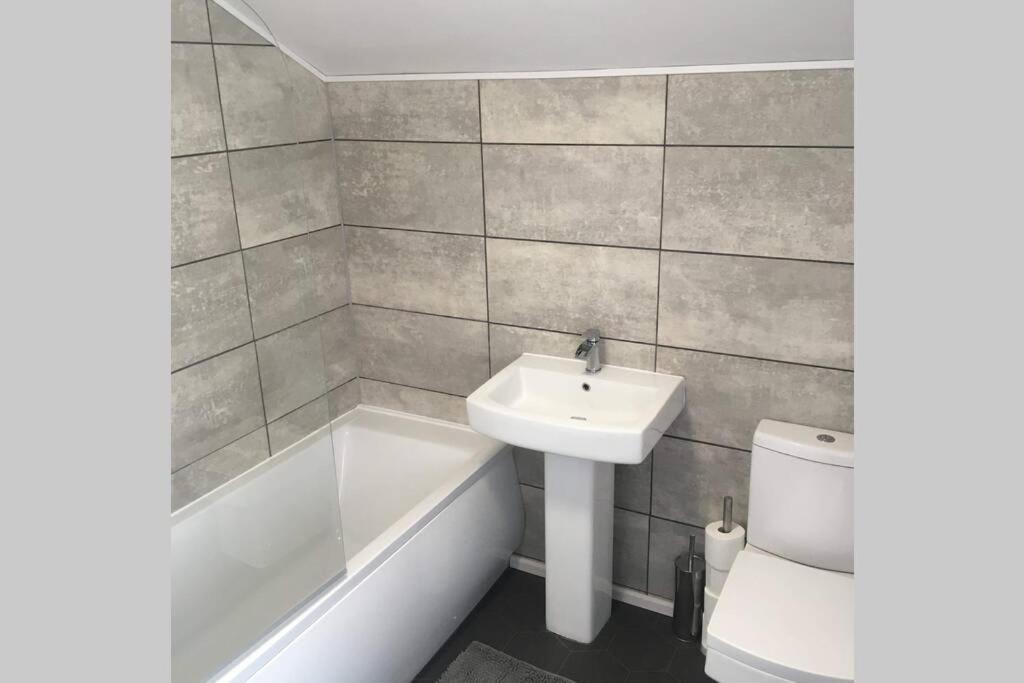 The Terrace Chester, Modern 3 Bed House Екстер'єр фото